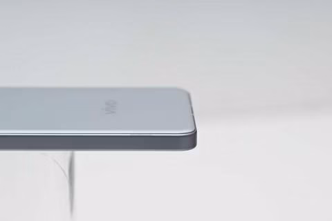 Смартфон vivo X100s показали «вживую» до премьеры 4