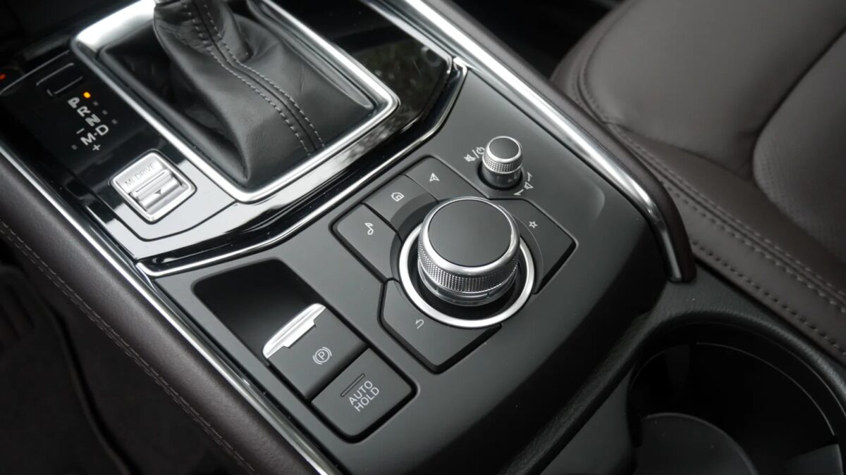 2022 mazda cx 5 infotainment controls