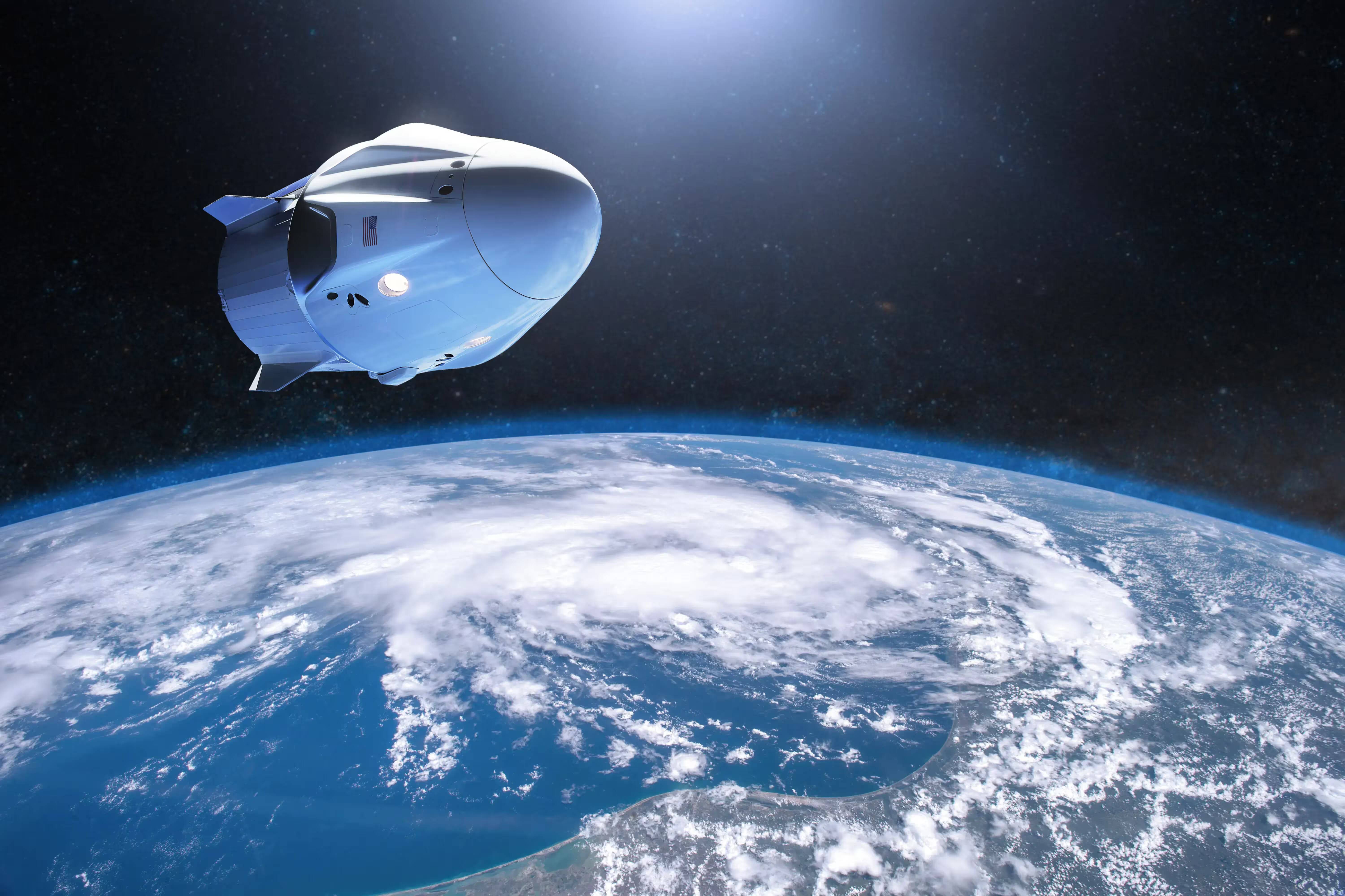 SpaceX открыл бронирование мест для полетов на МКС, Луну, Марс и орбиту Земли 3 SpaceX открыл бронирование мест для полетов на МКС, Луну, Марс и орбиту Земли