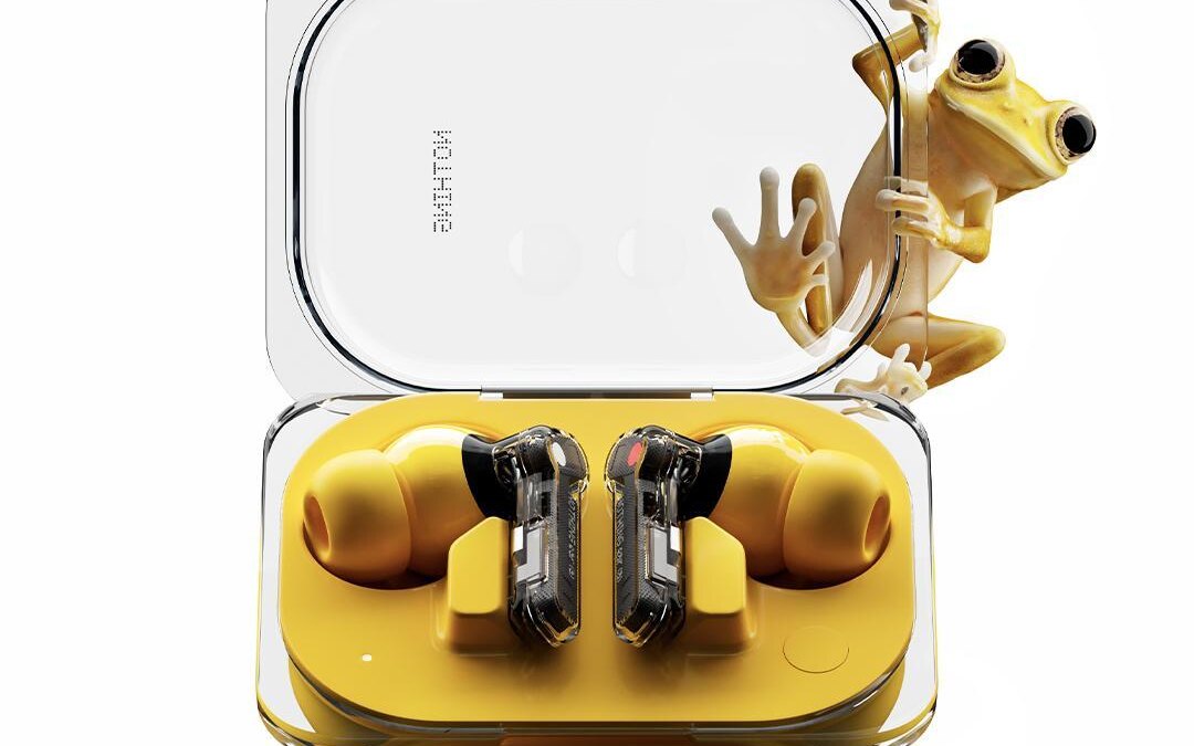 eara yellow kv 1080x1080 1