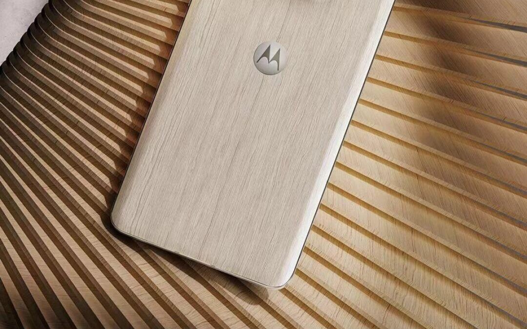 Motorola X50 Ultra c ИИ дебютирует 16 мая 3 Motorola X50 Ultra