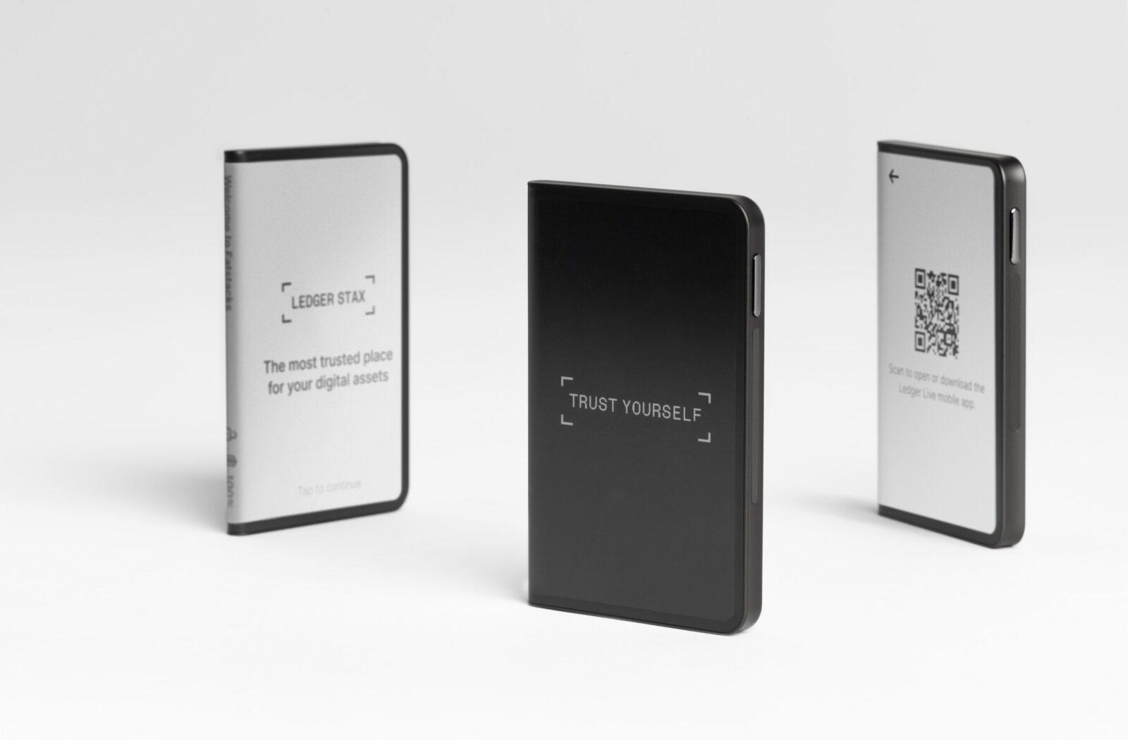Ledger начала поставки своего высокотехнологичного криптокошелька Stax 6