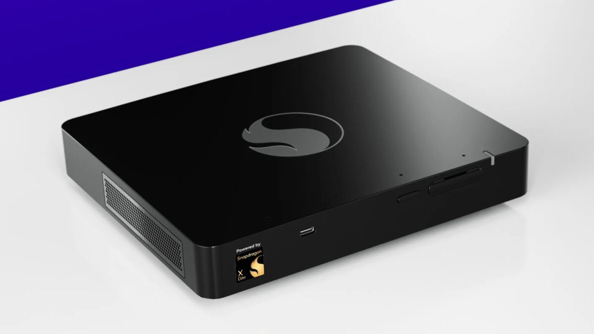 snapdragon dev kit for windows front.jpg