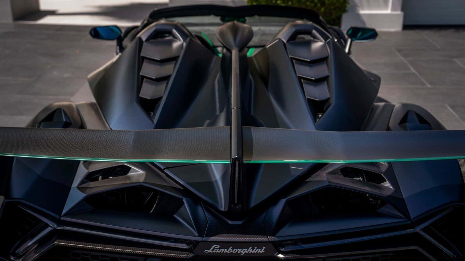 Этот Lamborghini Veneno за $6 миллионов – самый дорогой автомобиль, когда-либо проданный онлайн 12 2015 lamborghini veneno roadster 7