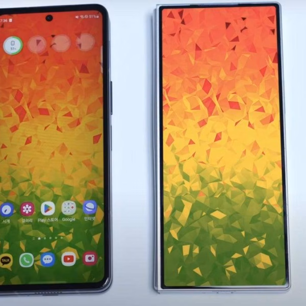 best glow up this summer galaxy z fold 6 looks amazing next to fold 5 in leaked video.webp