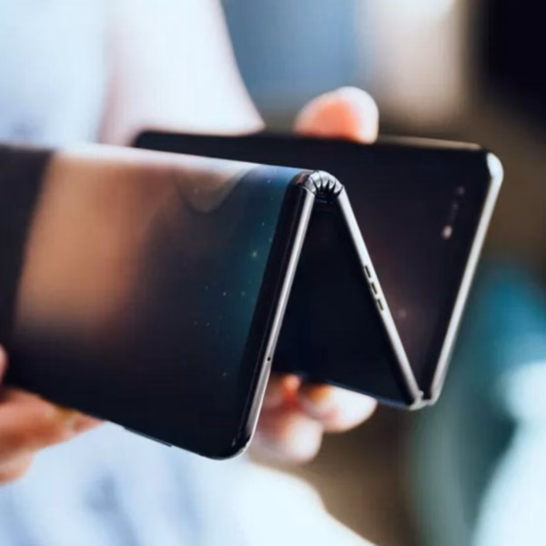 1618641098 tcl zigzag foldable phone prototype