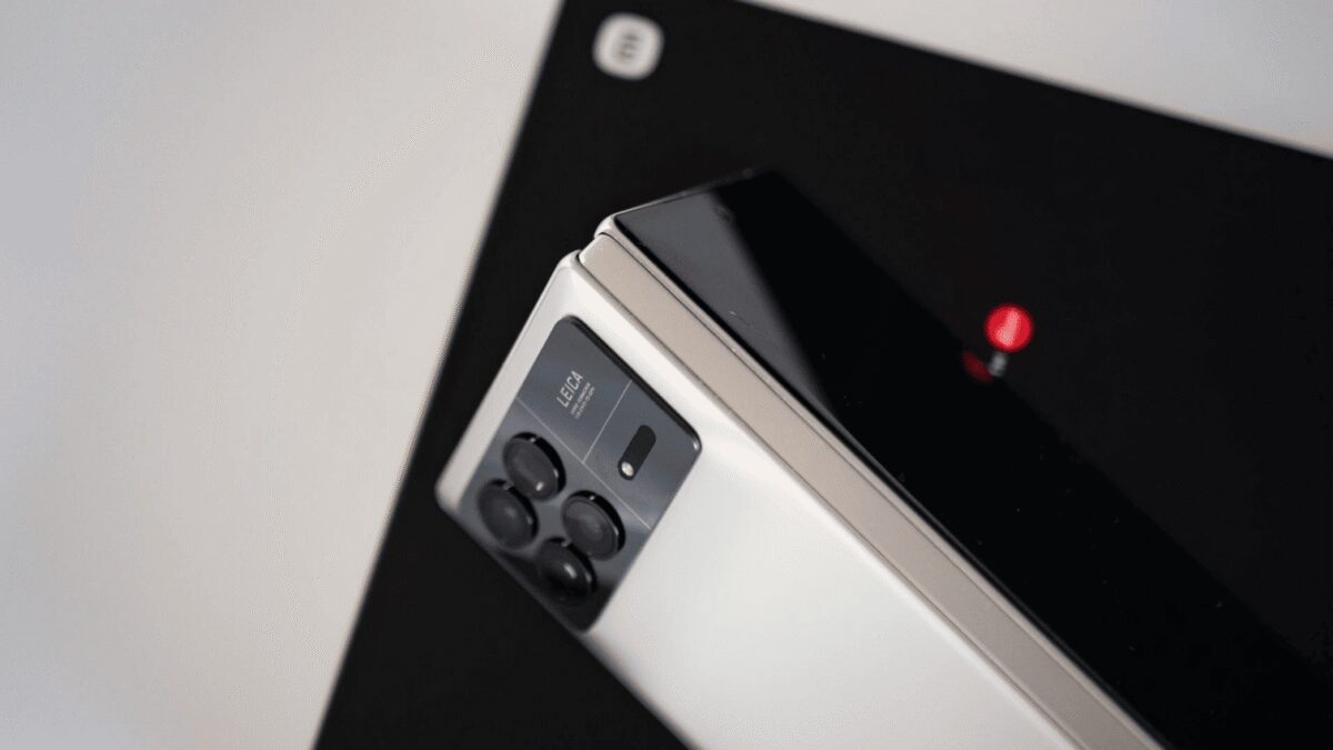 Раскрыт дизайн складного смартфона Xiaomi Mix Fold 4 2 bb43e91aa29be49efb6772ecab6cb7e3343d215212fe99fcbb816ece44d5568b