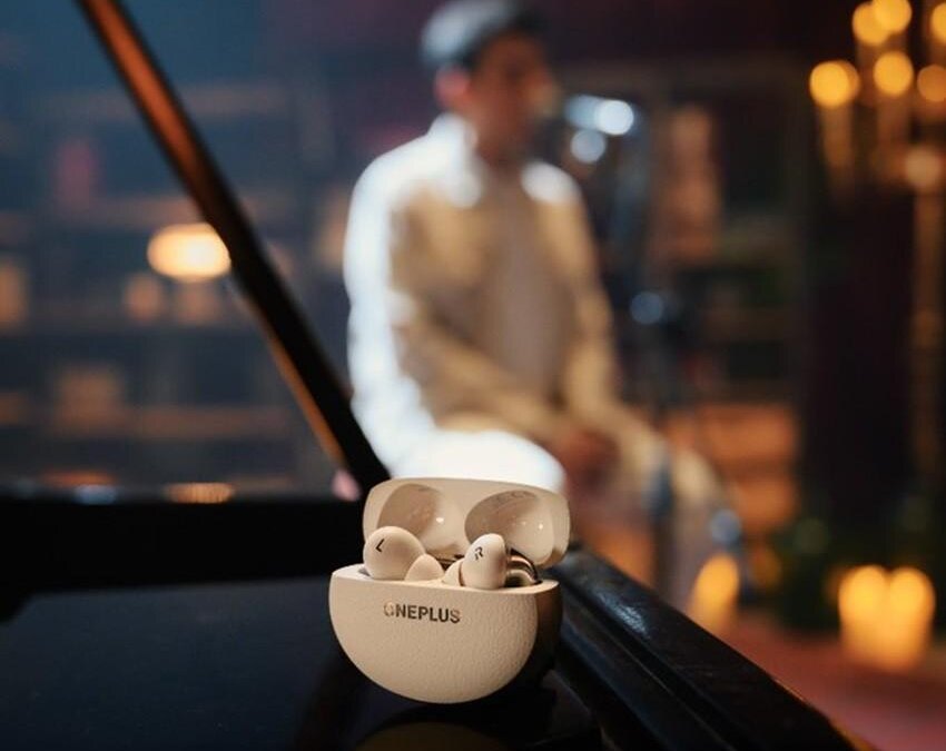 OnePlus анонсировал флагманские TWS-наушники Buds Pro 3 6 oneplus buds pro 3 aa14 ayaatgg