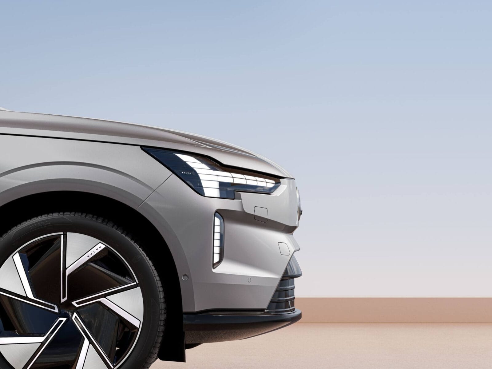 2025 Volvo XC90 PHEV или 2025 Volvo EX90: выбор между гибридом и полностью электрическим SUV 17 2025 volvo
