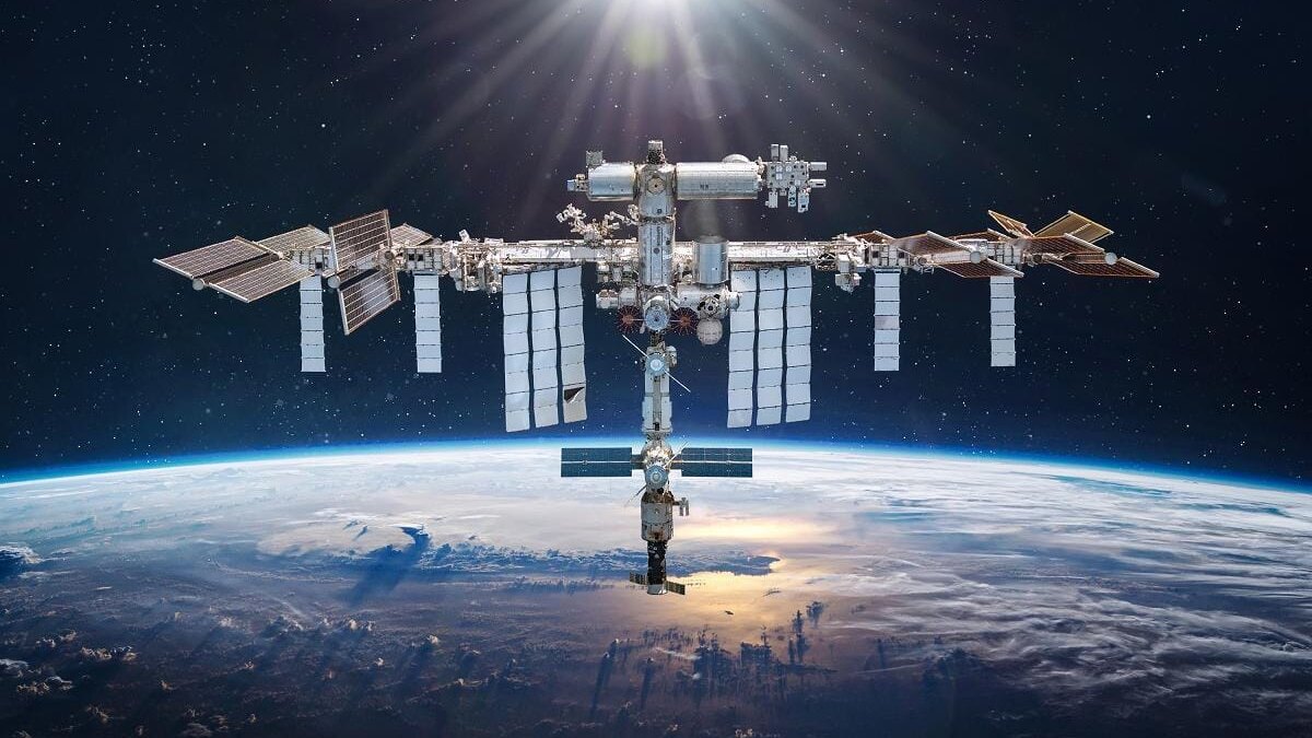 Экипаж МКС возвращается на Землю после рекордного пребывания на орбите 2 347060856354730