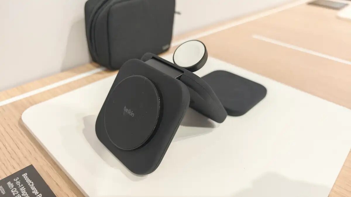 belkin boostcharge magnetic foldable charger