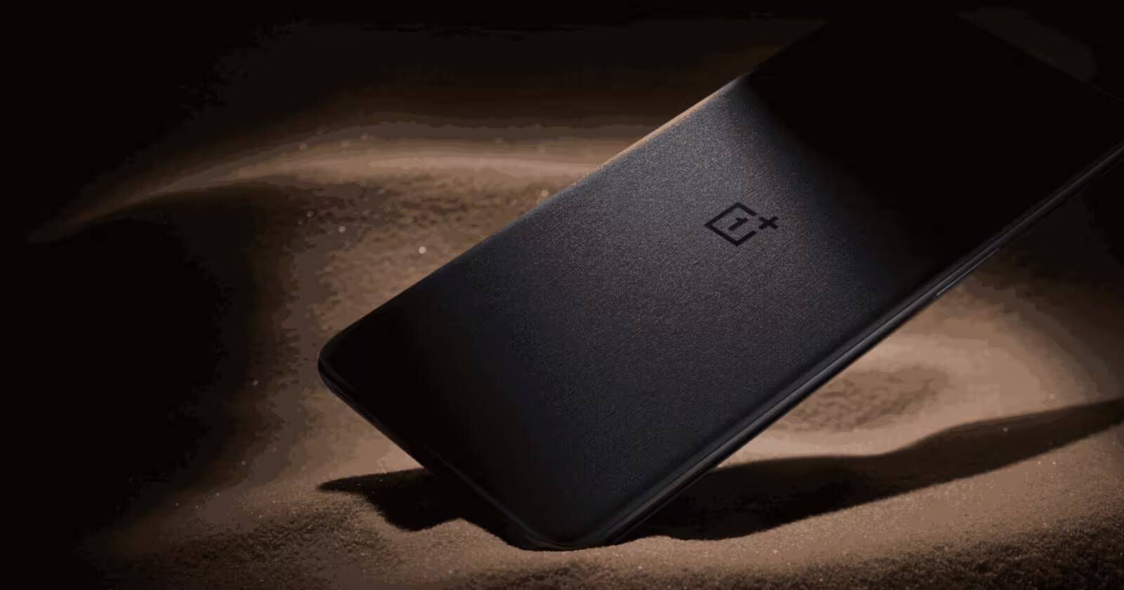 OnePlus анонсировала скорый релиз OnePlus 13, обещая невероятную производительность 1 Современная гостиная с телевизором LG OLED evo W6