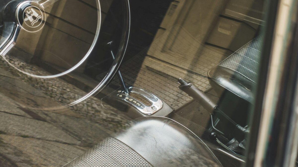 patrick schopflin hxmv04v py0 unsplash scaled