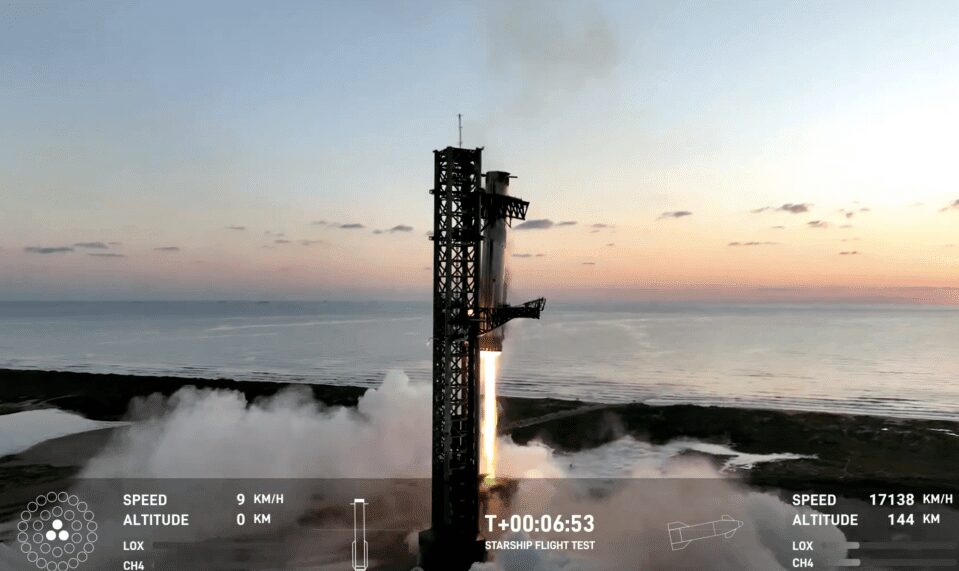SpaceX успешно вернула на Землю ускоритель Super Heavy после пятого полета Starship 1 025dd550 8969 11ef bfbf e415927f8a75