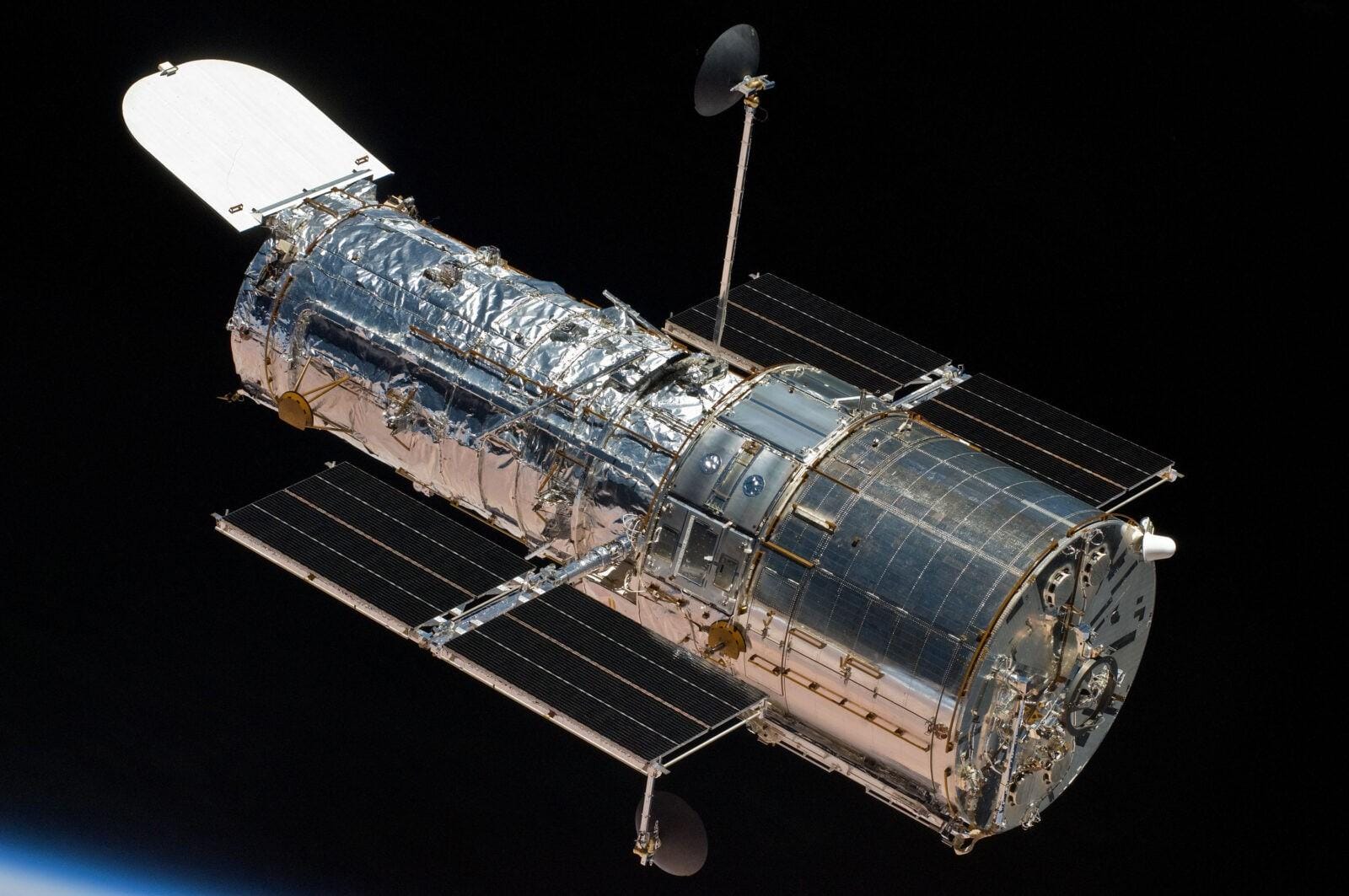 Hubble возвращается к паре взаимодействующих галактик 3 1 16