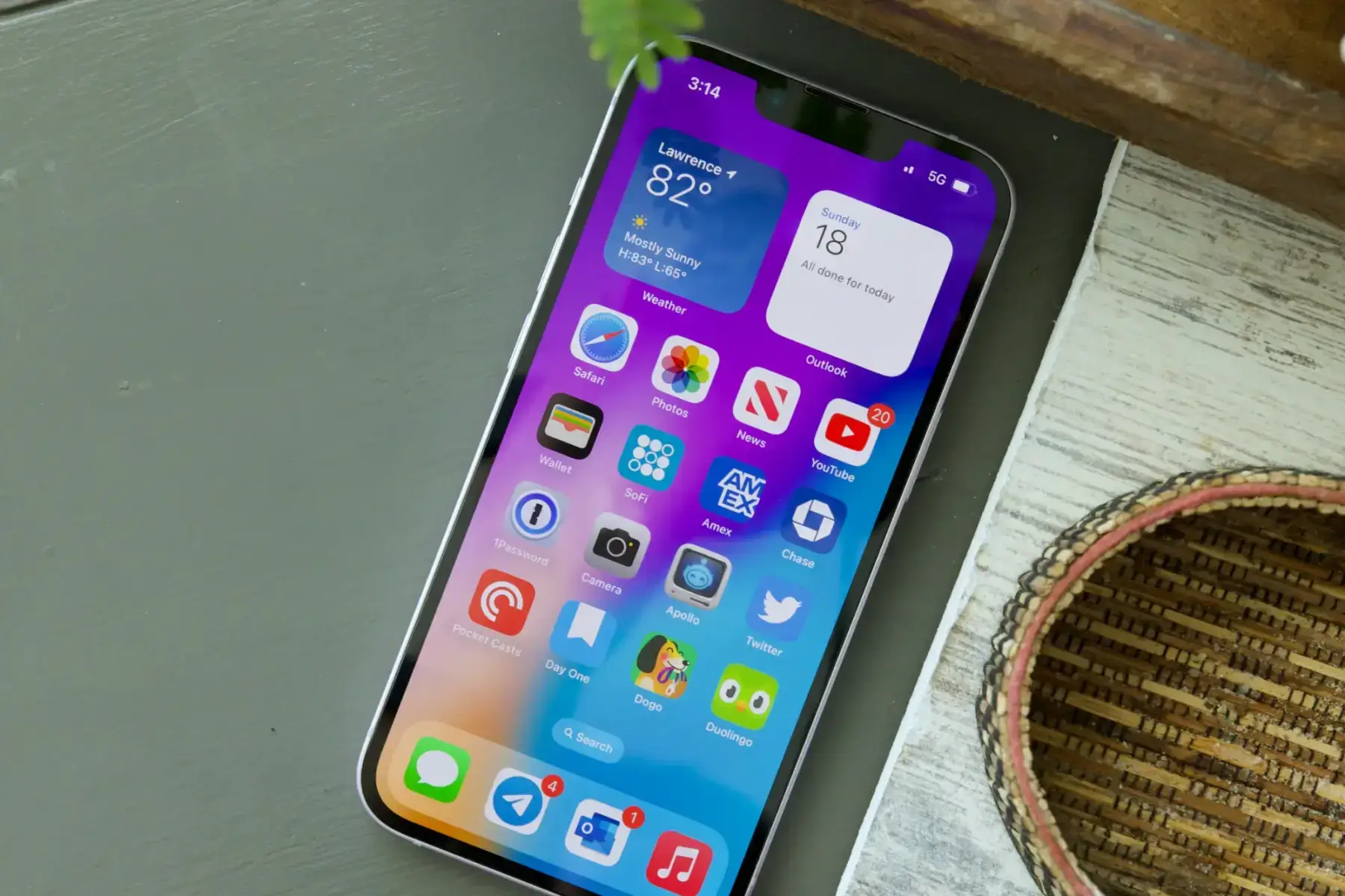 Apple iPhone SE 4: все, что известно на данный момент 13 Apple iPhone SE 4