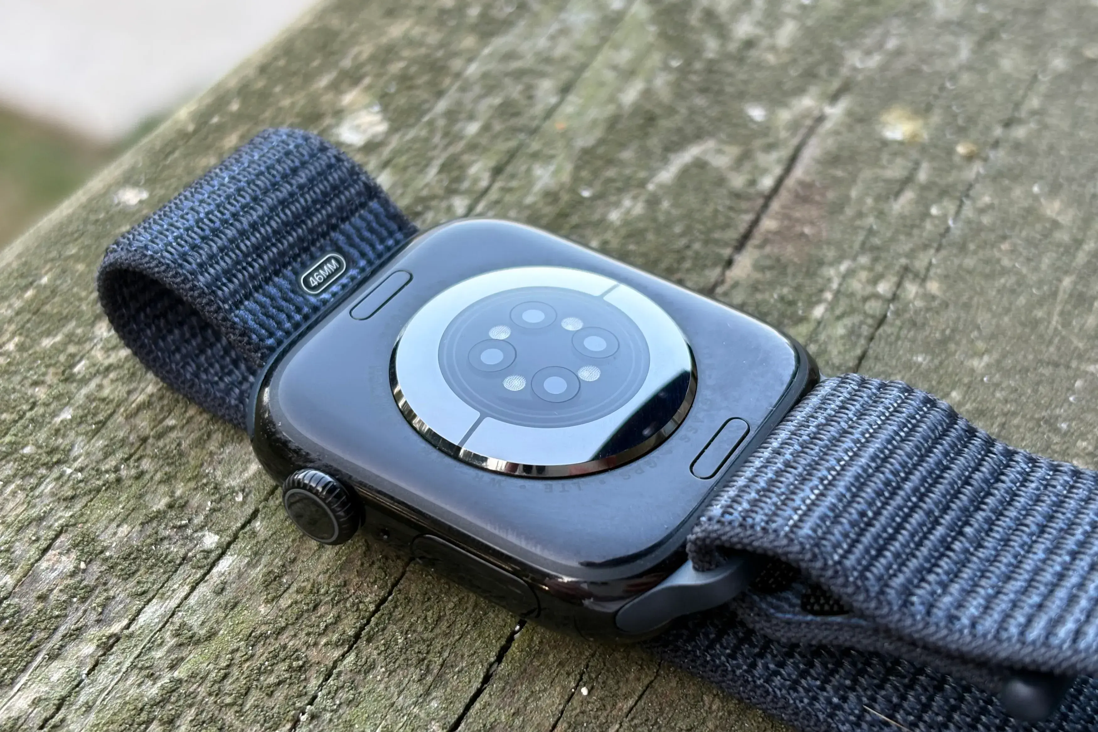 Apple Watch Series 10 против Watch SE 2: что лучше? 20 Apple