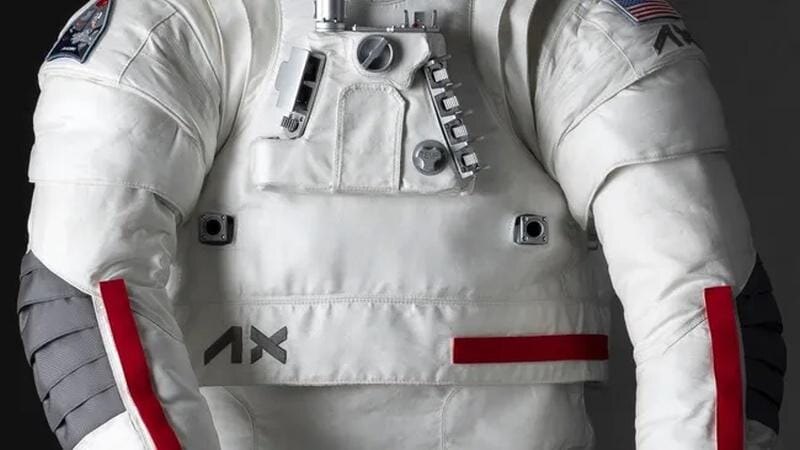 axemu white 1