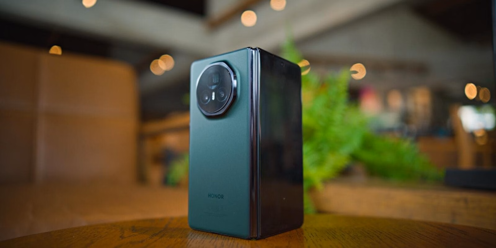 МТС запустил старт продаж Honor Magic V3, спрос вырос на 61% 3 honor magic v3 review batch 02 gadgetmatch 20240905 40