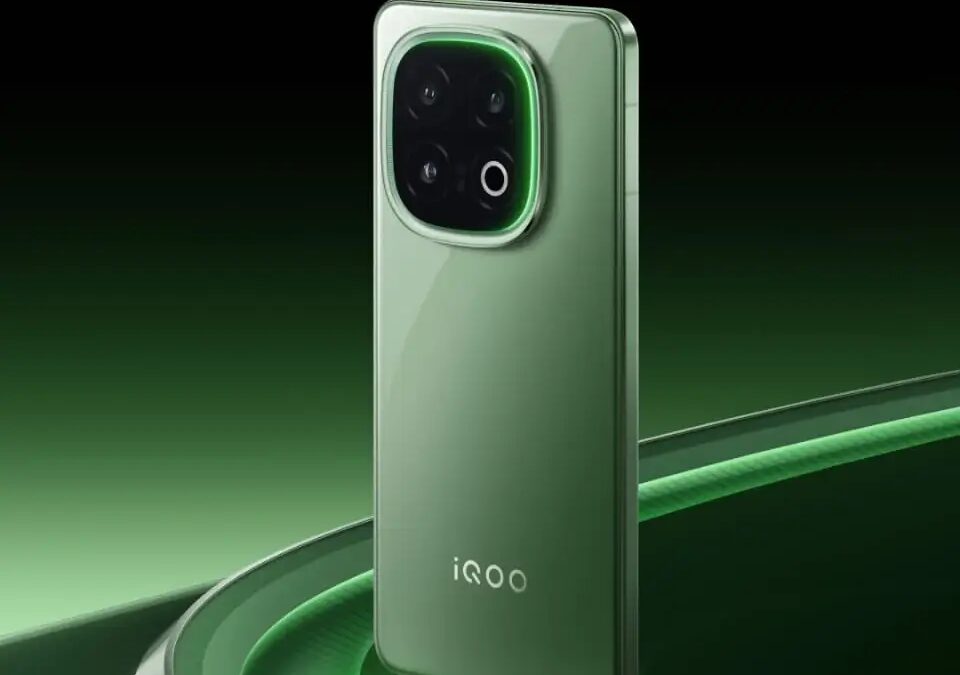 iqoo 13 green