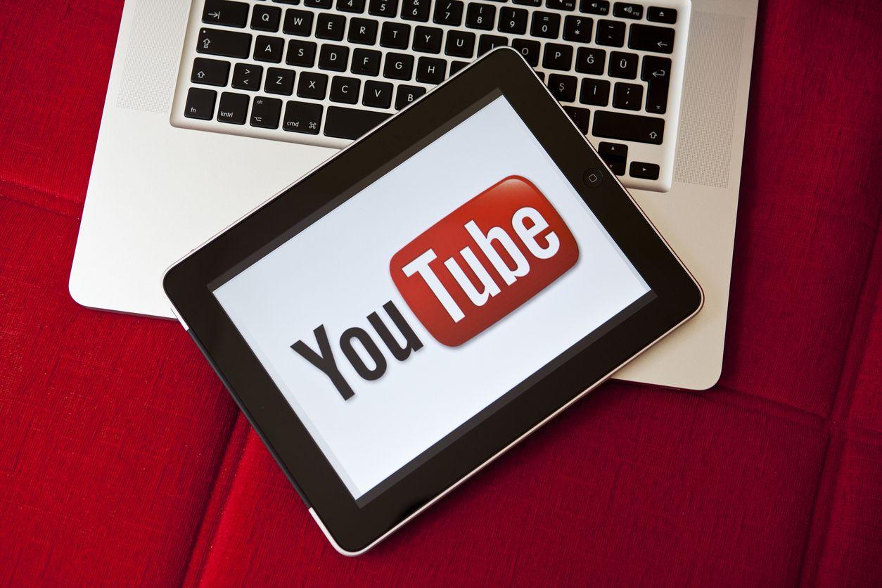 Youtube добавляет транскрипцию для Android 5 istock 458942047