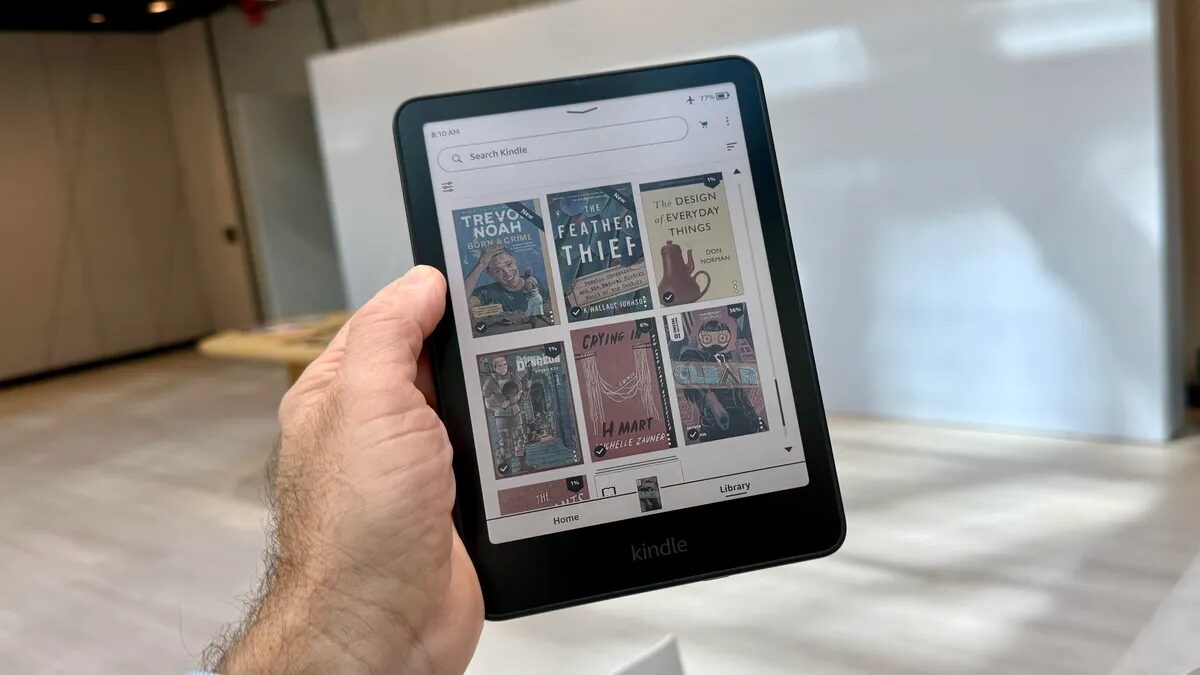 Amazon представил свою первую цветную электронную книгу Kindle Colorsoft 4 kindle colorsoft 1.jpg