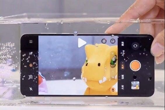 oppo find x8 camera button video screenshot