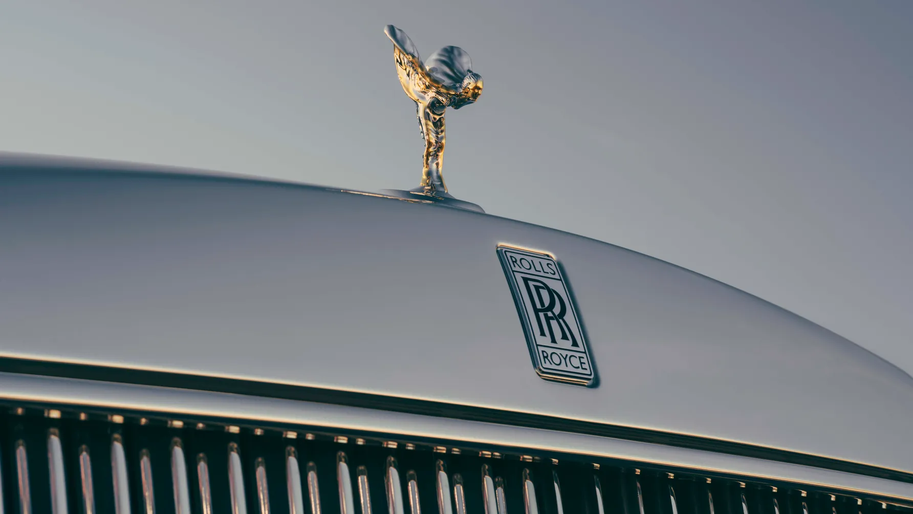 Rolls-Royce Phantom Goldfinger: эксклюзивный лимузин в честь 60-летия «Голдфингера» 26 p90576508 highres rolls royce phantom .jpg