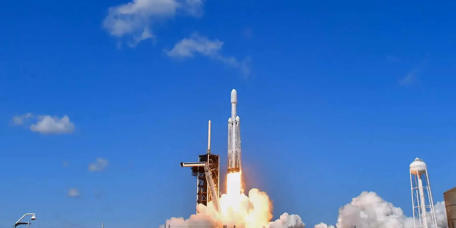 spacex space junk europe inc 2177717591