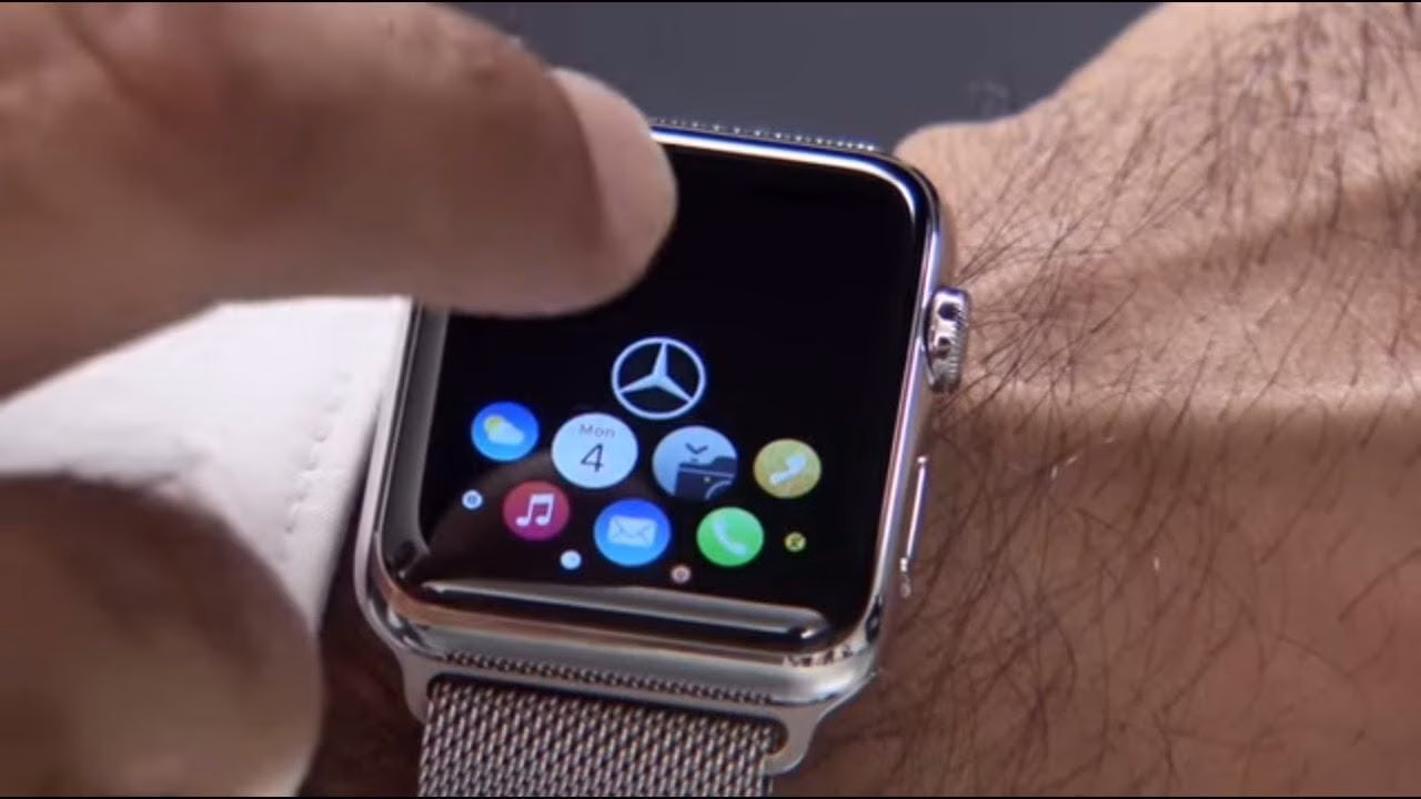 Mercedes-Benz интегрировала функции приложения в Apple Watch: управление авто стало проще 2 maxresdefault 7
