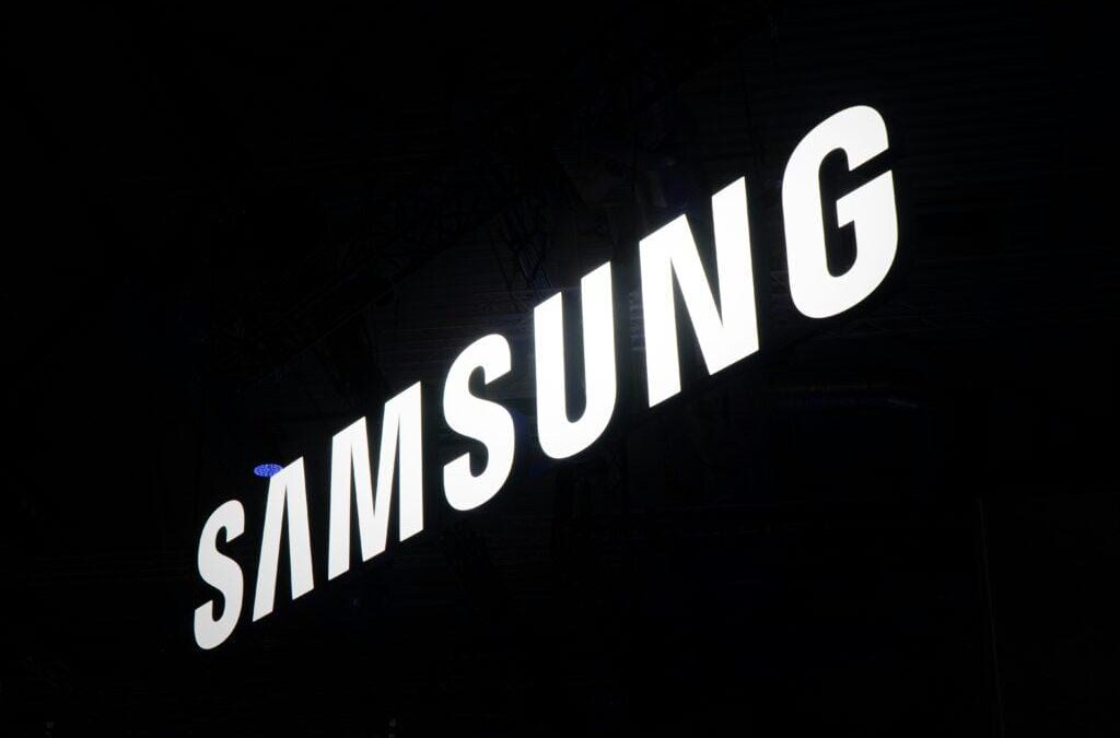 Обнаружен патент Samsung на механизм тройного складывания экрана 4 Samsung