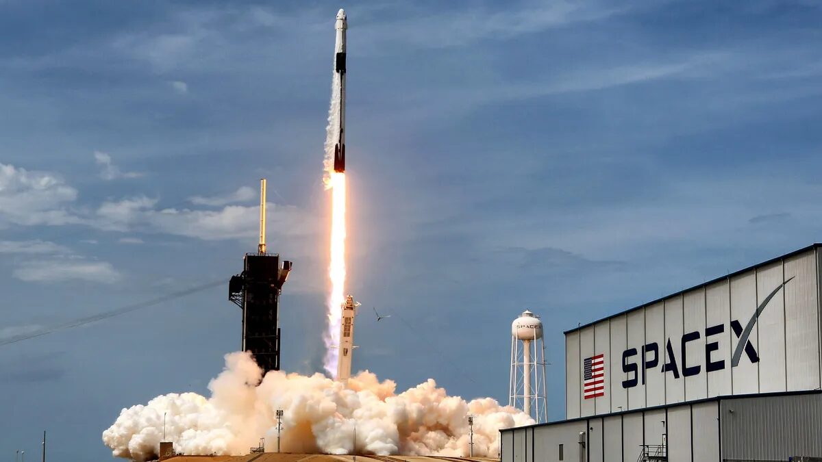 spacex starlink launch.jpg