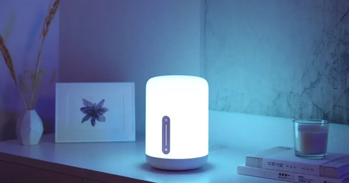 Топ-7 недорогих гаджетов в подарок на Новый год 14 xiaomi mijia bedside lamp 2