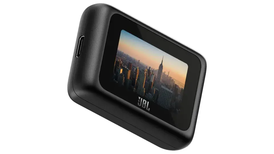 CES 2025: JBL представляет премиальные наушники Tour One M3 с аудио-передатчиком Smart Tx 5 JBL Tour One M3