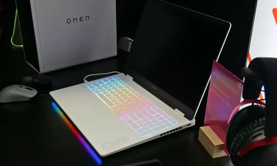 HP Omen Max 16