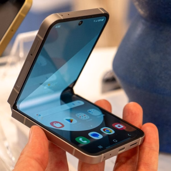 Samsung Galaxy Z Flip 7