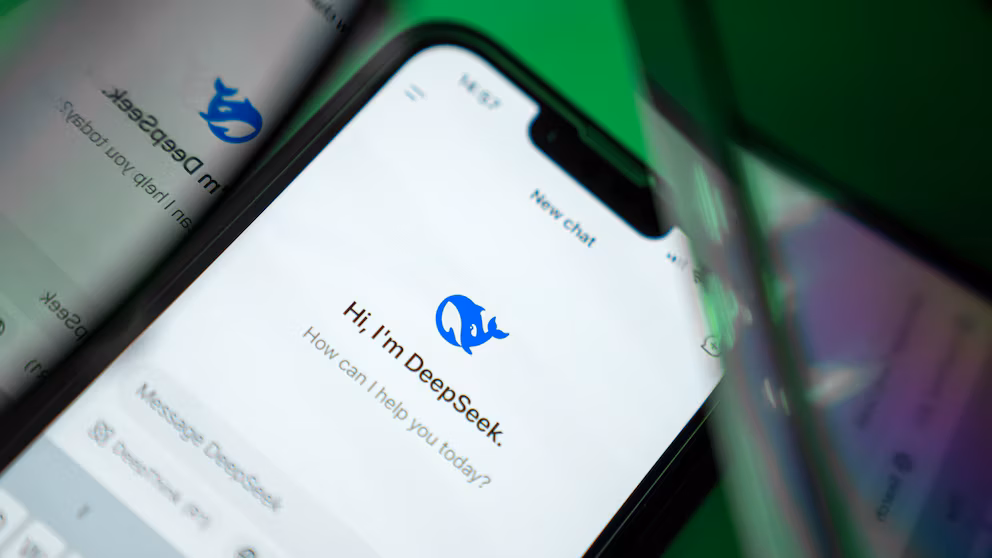 Запуск DeepSeek: китайский AI-чат-бот вызывает беспокойство на американских рынках 3 deepseek ai gty jm