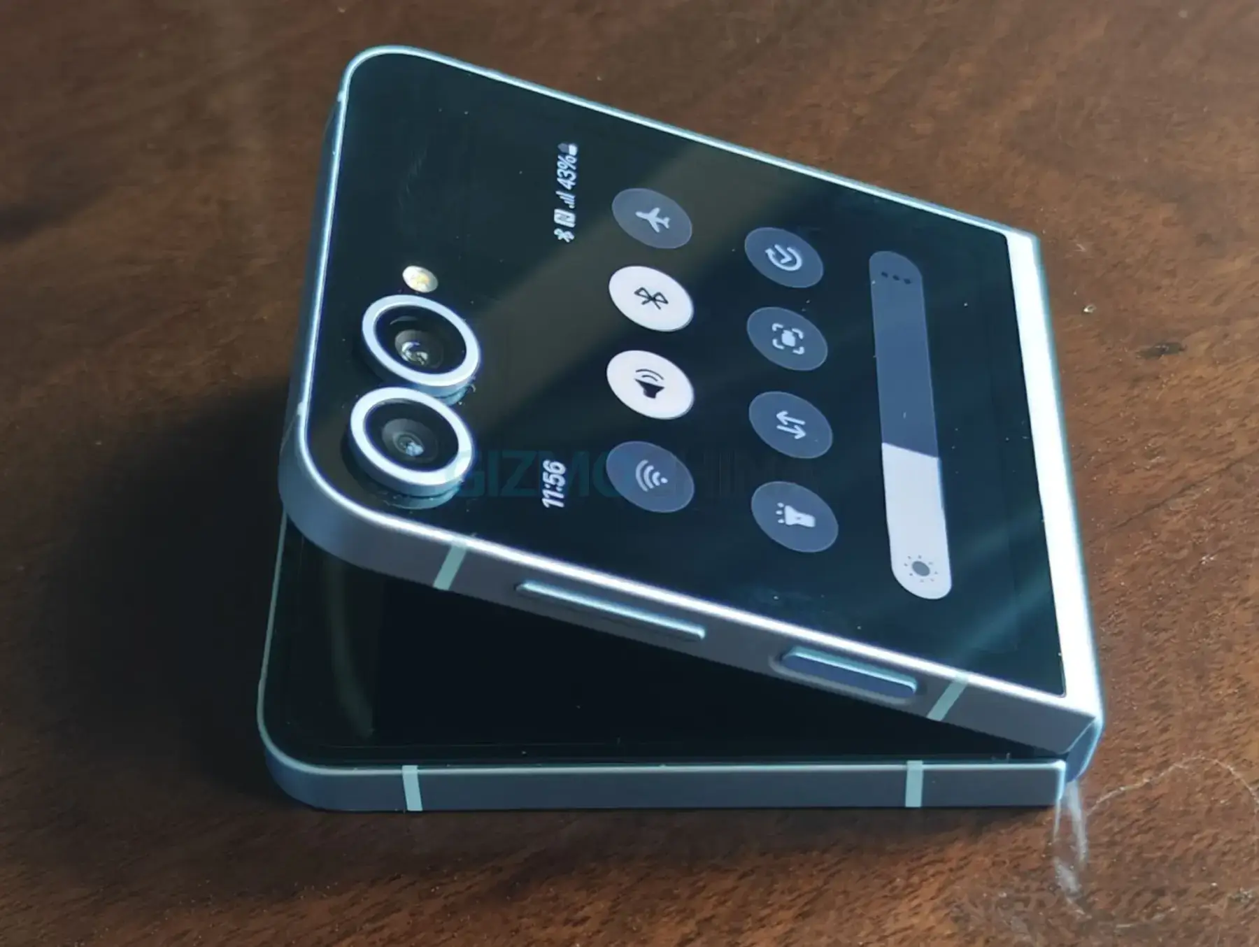 Камера Samsung Galaxy Z Flip 7 будет довольно посредственной 5 img20240711115652 2048x1540 1