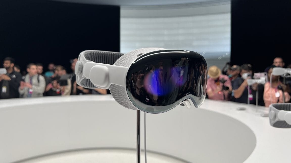 Samsung показала свою первую гарнитуру расширенной реальности (XR) на Unpacked 2025 2 img 4028 1152x648 1
