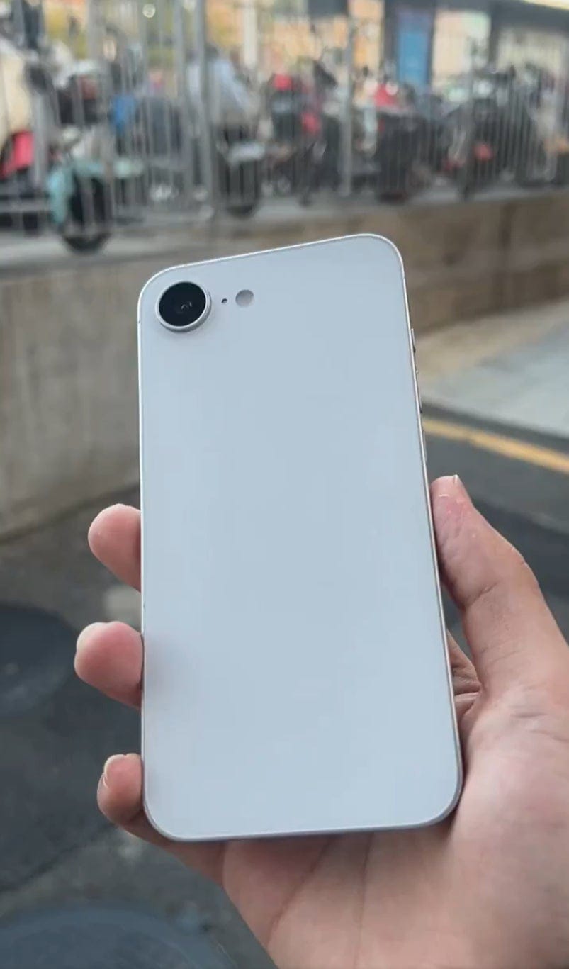 iPhone SE 4: утечка видео раскрывает новый дизайн и ключевые особенности 6 majin bu iphone se 4 mid 5