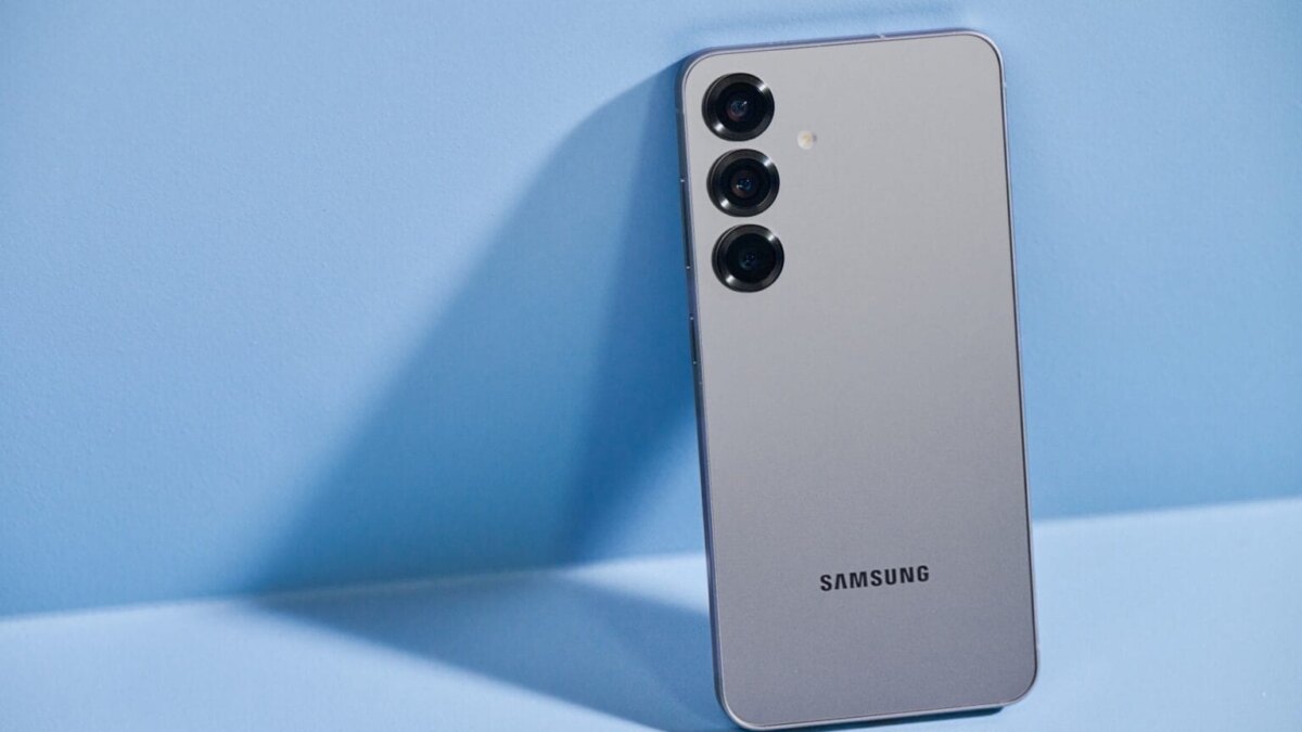 Samsung Galaxy S25: все доступные цвета 15 samsung galaxy s25 plus silver shadow rear design lifestyle 1536x1024 1