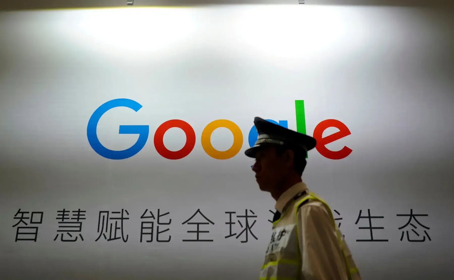 Бывший инженер Google обвиняется в краже секретных технологий ИИ для Китая 3 16dragonfly superjumbo