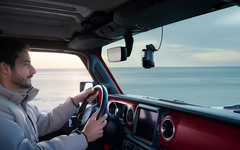 70mai 4k omni in car driving