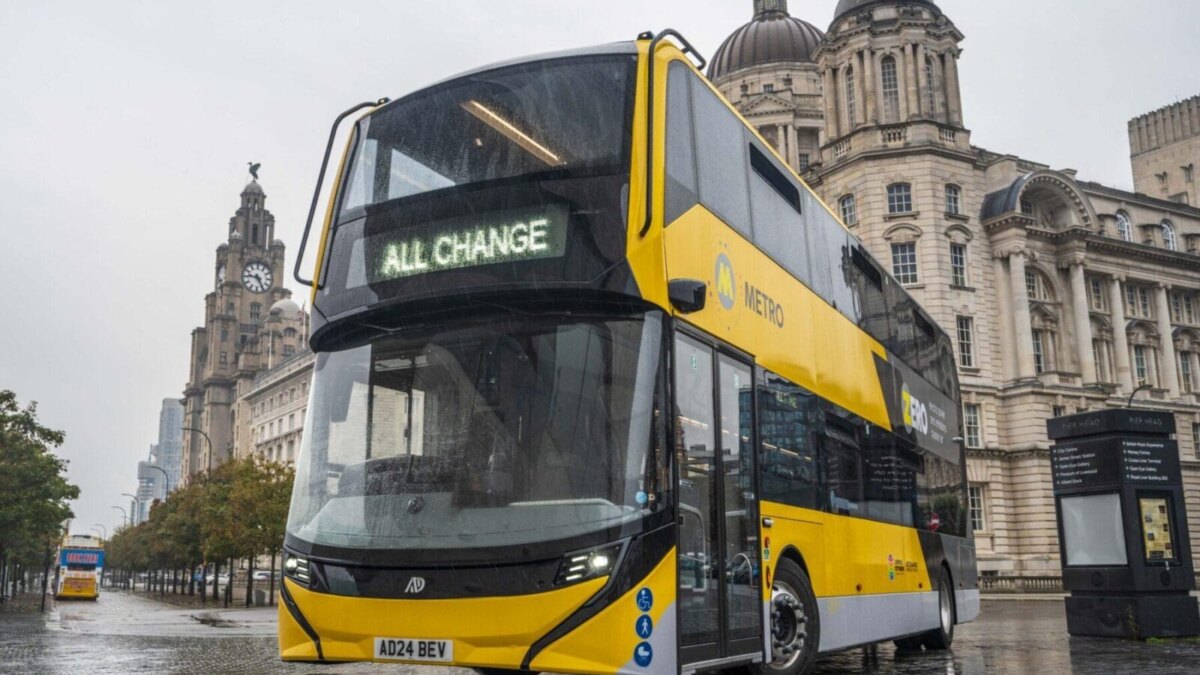 alexander dennis enviro400ev for liverpool city region scaled 1