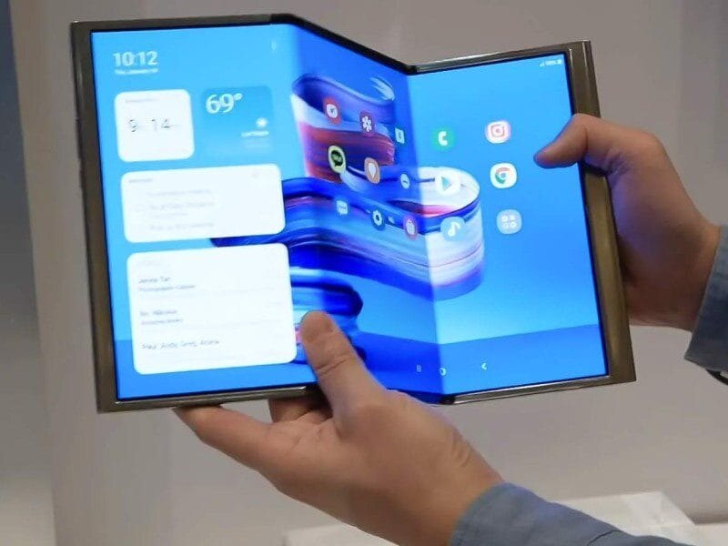 В сети появились новые слухи о тройной раскладушке Samsung 3 img 0126