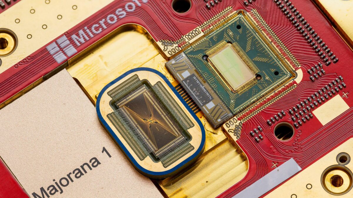 majorana 1 004