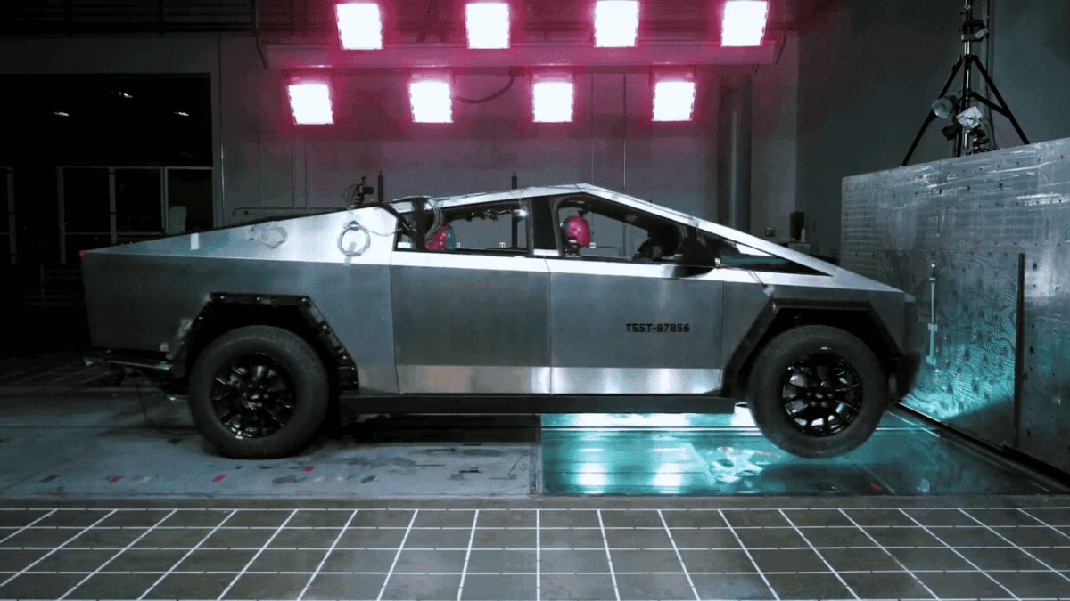 Tesla Cybertruck получил высший балл безопасности 3 snimok ekrana 2023 04 04 084421 large