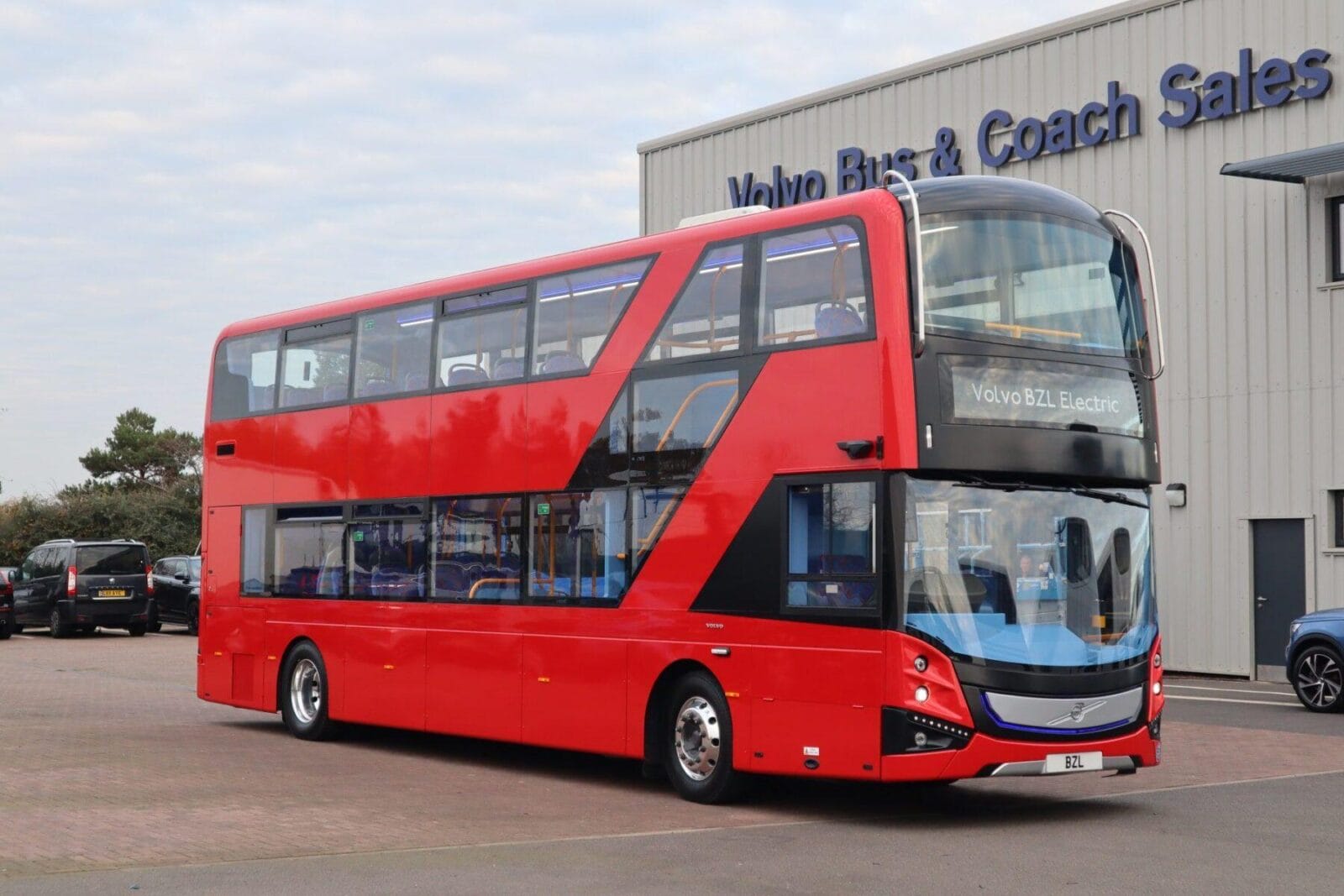 Go-Ahead и Volvo запускают экологичный транспорт 5 volvo bzl body 1