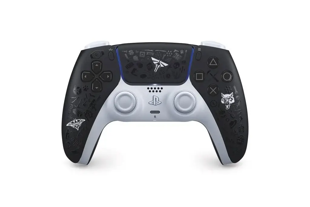 Sony представила лимитированный контроллер DualSense в стиле The Last of Us 8 20b818b1f170e9deab3c21bf4bf00ca0
