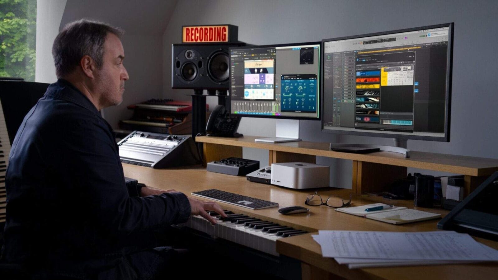 В России стартовал предзаказ на новые MacBook Air и Mac Studio 11 apple mac studio lifestyle 250305